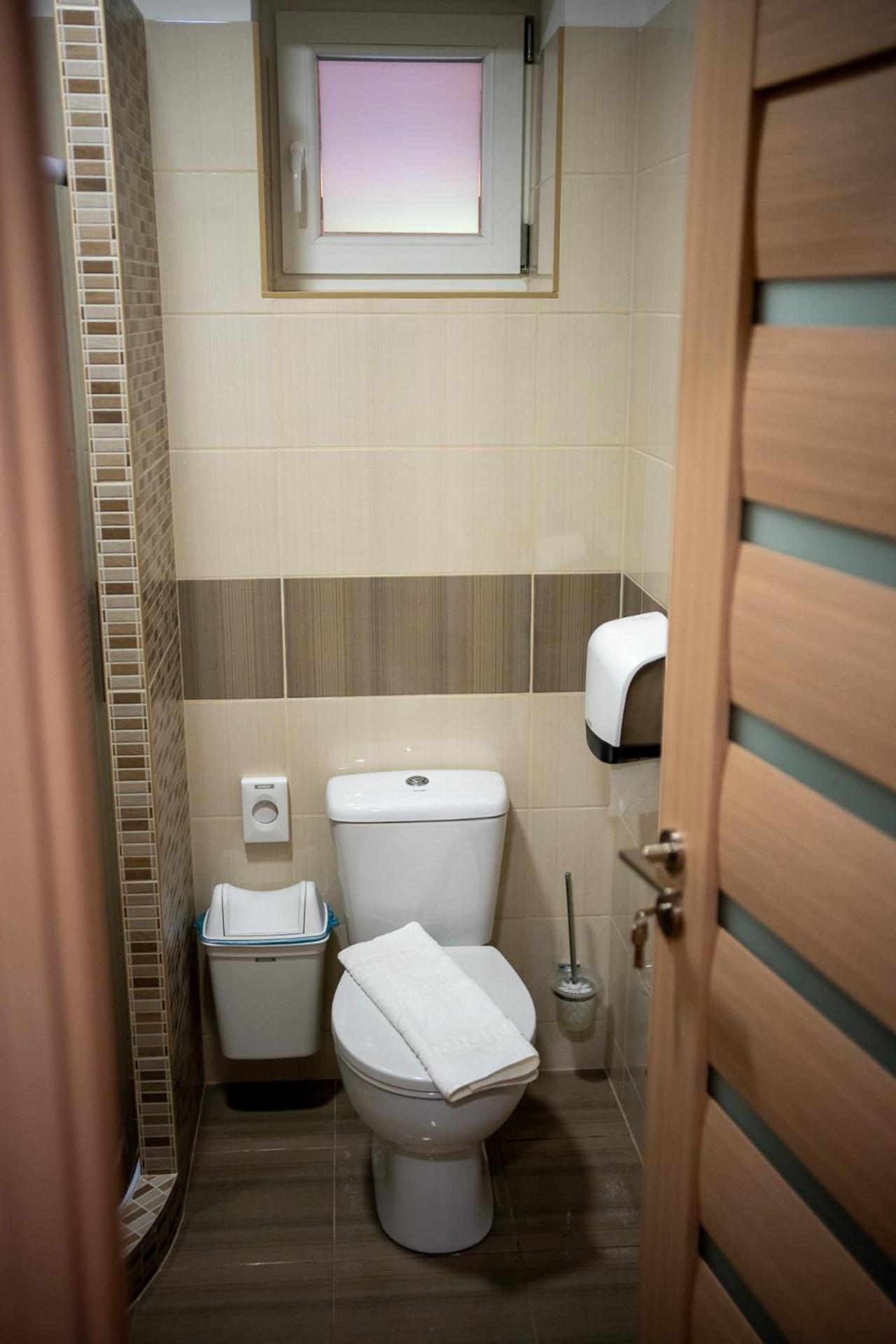 Holiday Apartmanhaz Дьюла Экстерьер фото
